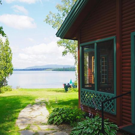 Le Cent Villa Saguenay Exterior photo