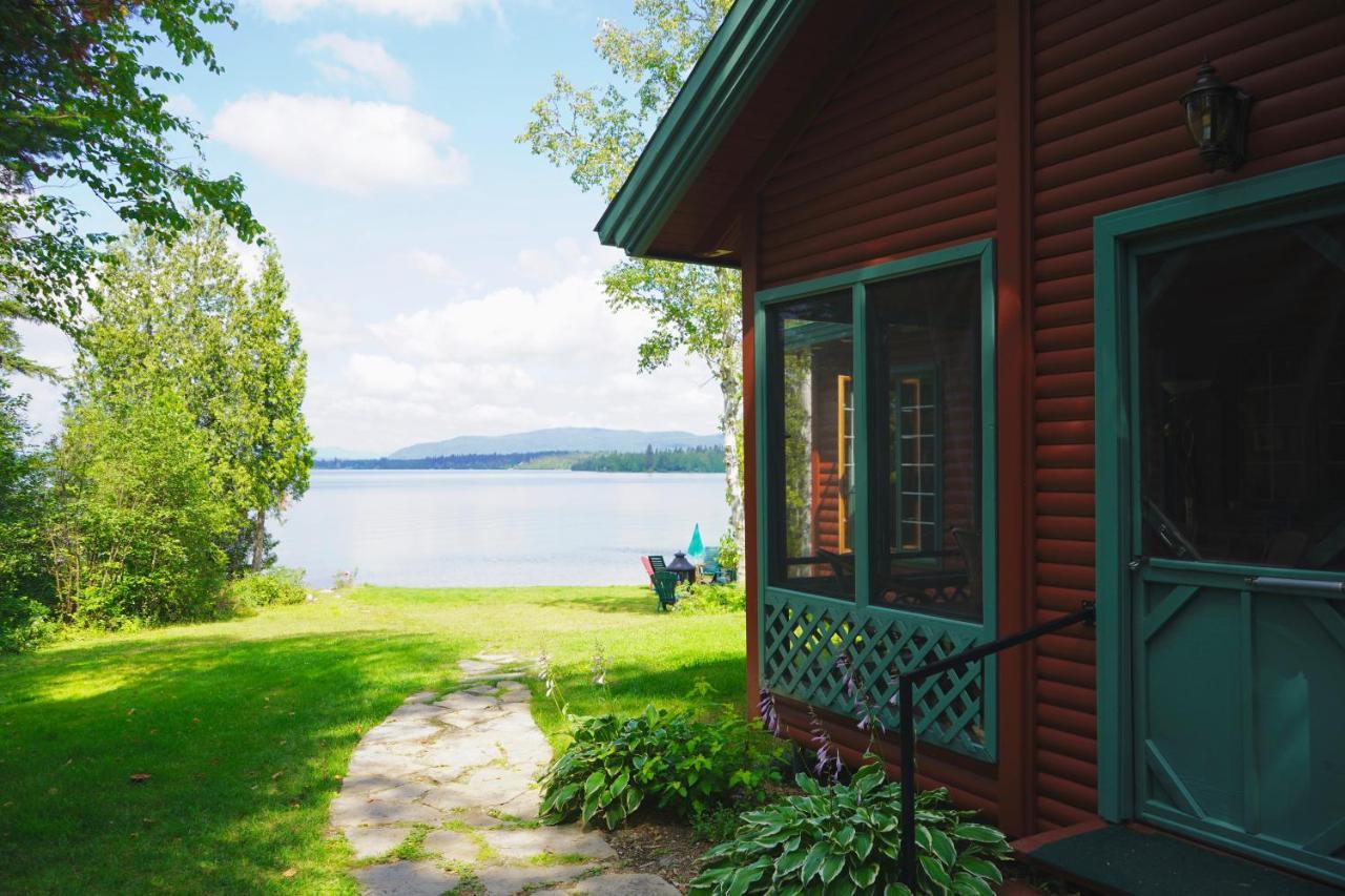 Le Cent Villa Saguenay Exterior photo